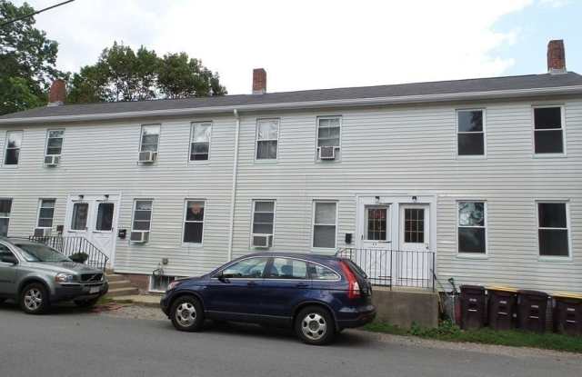25 Common Street Gallery 1