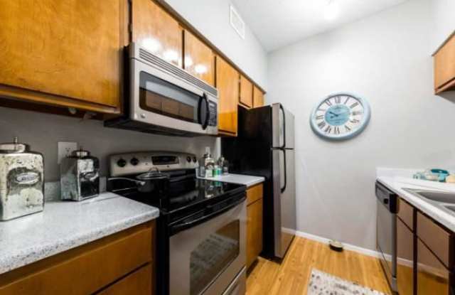 1035 Justin Ln Gallery 2