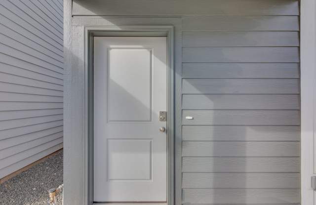 Beautiful New 2 Bedroom Cottage Now Available! Gallery 3