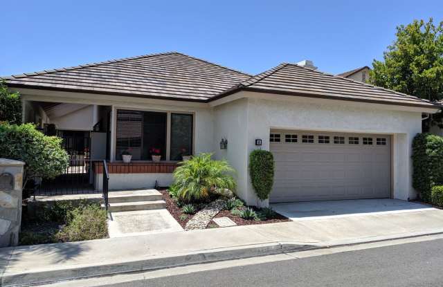 8 Night Star - 8 Night Star, Irvine, CA 92603