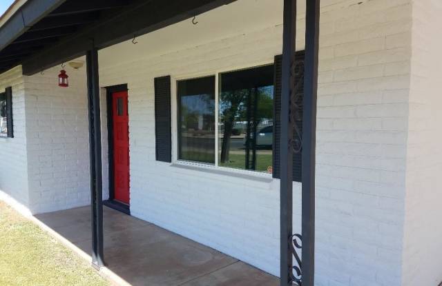 330 W JUNIPER Avenue Gallery 2