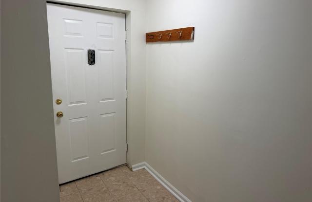 23 Lexington Hill Gallery 2