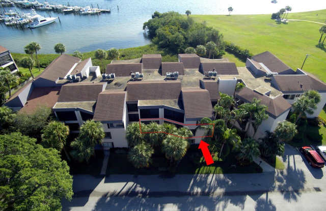 1660 Twelve Oaks Way photos photos