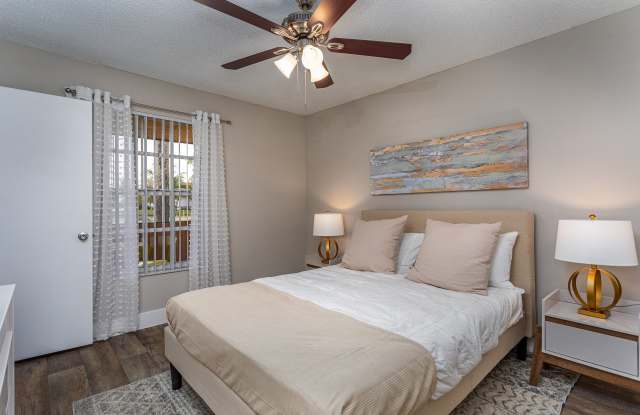 The Landings at Pembroke Lakes Gallery 4