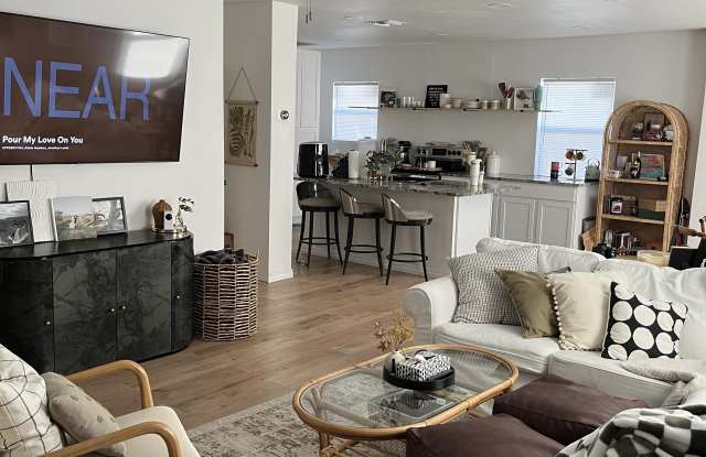 2021 3rd Avenue East photos photos