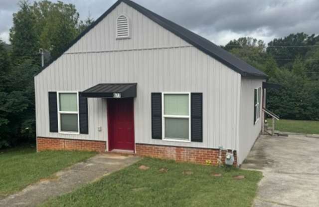 City of Alcoa 37701 - 2 bedroom, 1 bath recently renovated home - Call Tim Tipton (865) 806-7255 photos photos City of Alcoa 37701 - 2 bedroom, 1 bath recently renovated home - Call Tim Tipton (865) 806-7255 photos photos