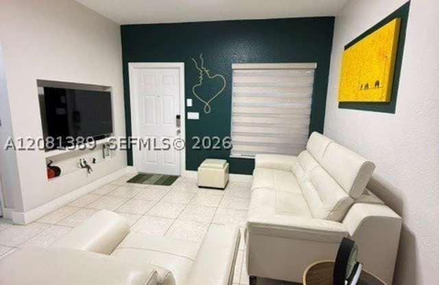 692 NW 170th Ter Gallery 3