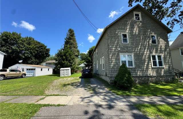 345 Brewster Street photos photos