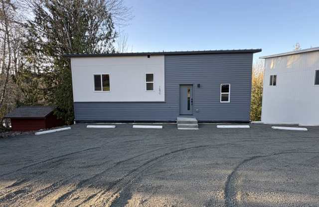 1690 Southeast Crescent Drive photos photos