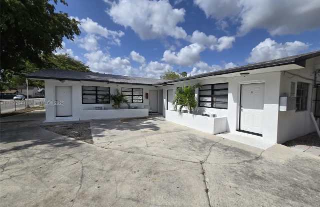 7090 NW 17th Ave photos photos