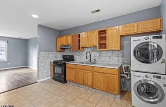 132 E Main St photos photos