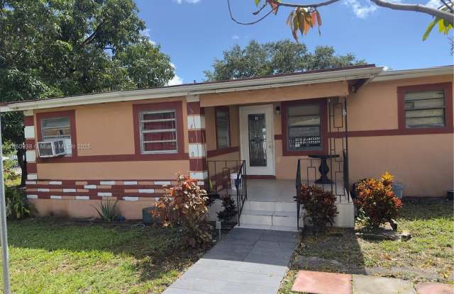 2490 NW 97th St photos photos