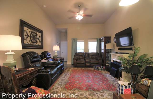 1209 Old FM 306 Gallery 2