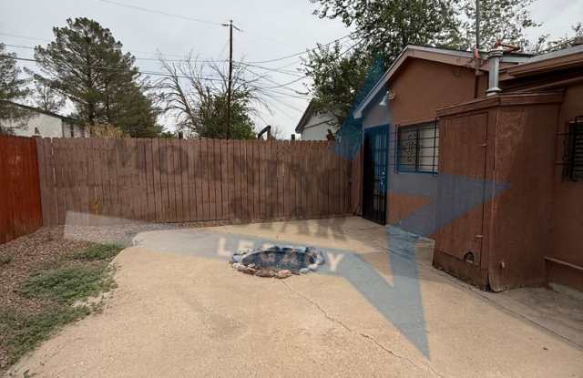 Private Studio - Refrigerated Air + W/D Included! - 620 Parker Road, Las Cruces, NM 88005