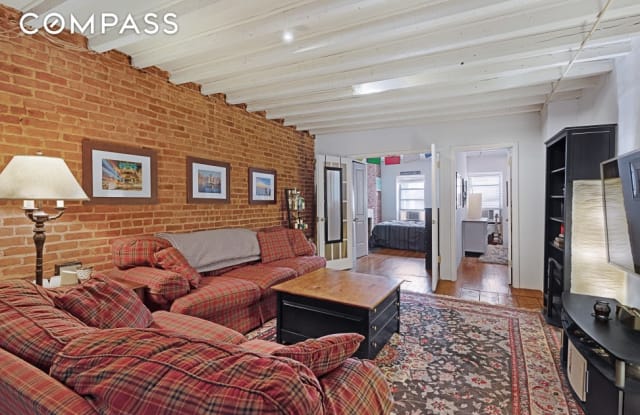 250 Tenth Avenue - 250 10th Avenue, New York City, NY 10001
