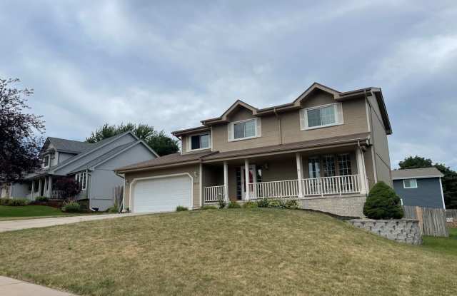 Home For Rent Bellevue! photos photos