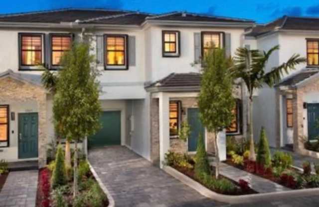 542 SW 19TH TER #Townhouse 542 FORT LAUDERDALE, FL 33312 photos photos