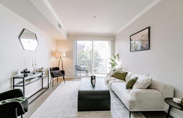 1643 6th Ave photos photos