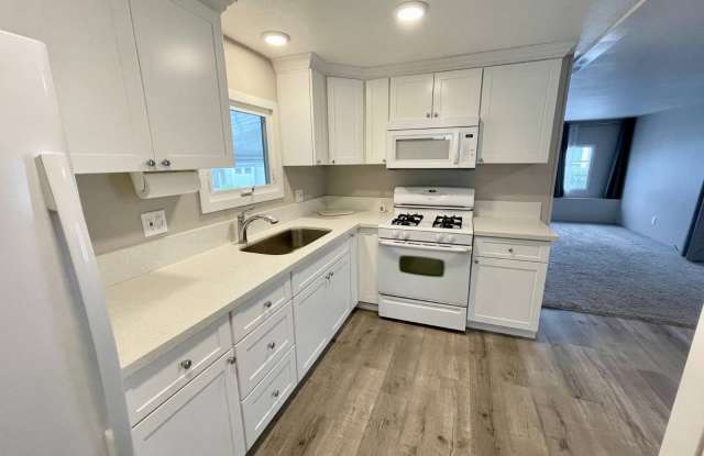 33 Maple Via Gallery 4