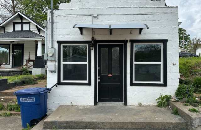Charming Studio In Mount Pleasant photos photos