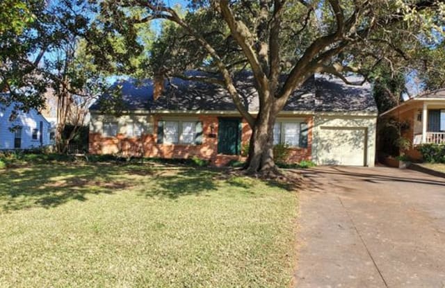 9108 E Lake Highlands Drive - 9108 E Lake Highlands Dr, Dallas, TX 75218