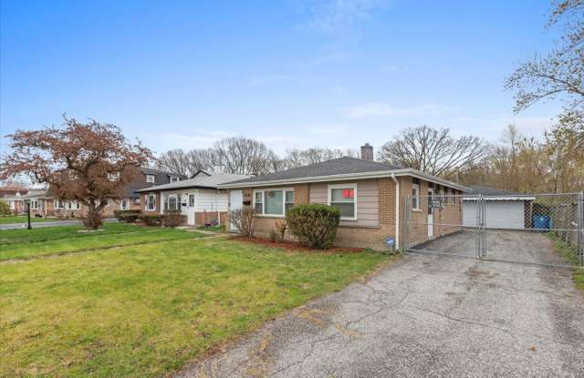 877 163rd Street photos photos