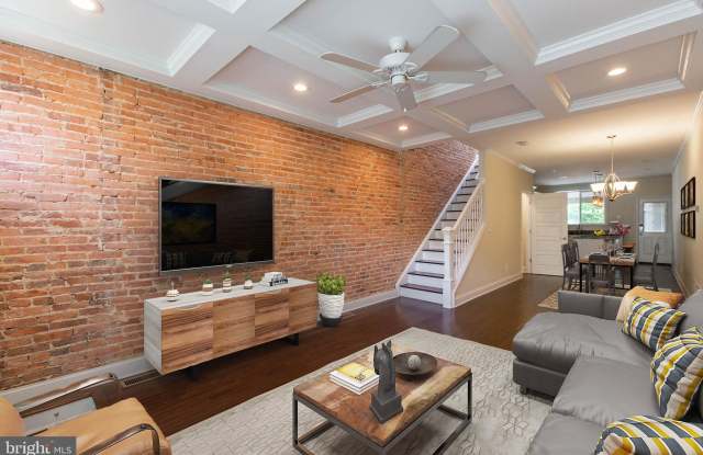 3712 CLAREMONT STREET Gallery 2