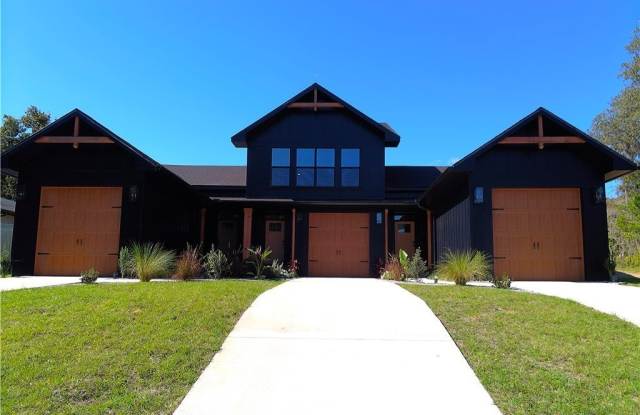 205 Cherry Avenue - 205 Cherry Avenue, Inverness, FL 34450