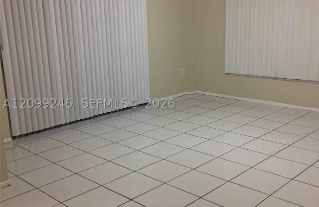 4170 Inverrary Dr Gallery 4