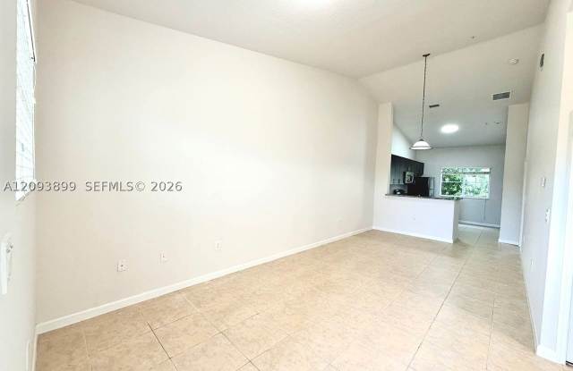 3423 W 80th St Gallery 3