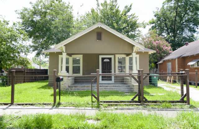120 North Edgewood Street - 120 North Edgewood Street, Houston, TX 77011