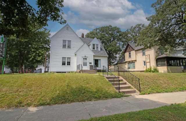 815 5th Ave S photos photos