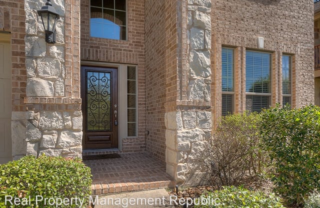 10 Quillwood Place - 10 Quillwood Place, The Woodlands, TX 77354