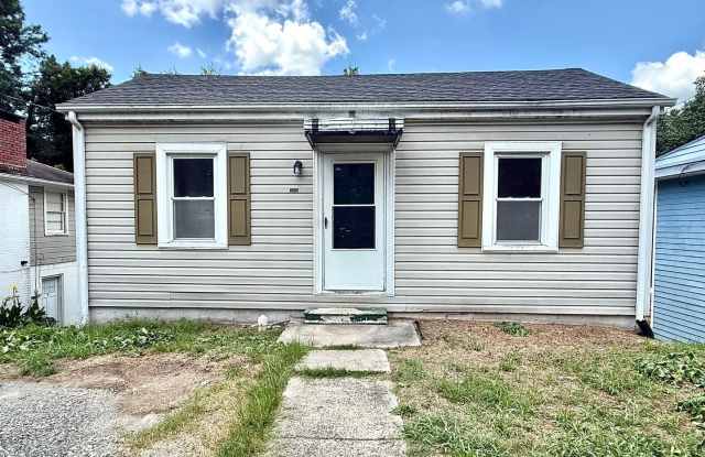 2 Bedroom 1 Bathroom Home in Durham photos photos