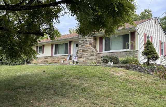 859 Loveland Miamiville Road photos photos