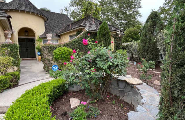 Large , Elegant Single Story House in Prestigious Guard Gated Coto de Caza photos photos