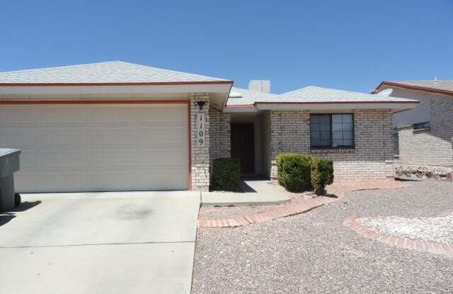 1109 DESIERTO SECO Drive photos photos