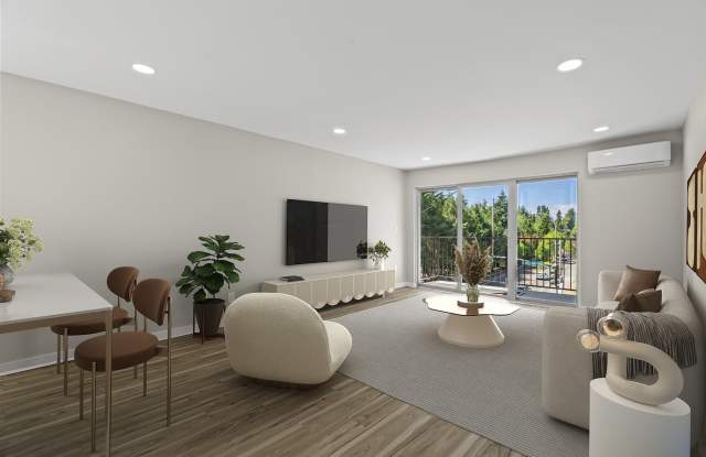14204 Lake Hills Boulevard Gallery 1