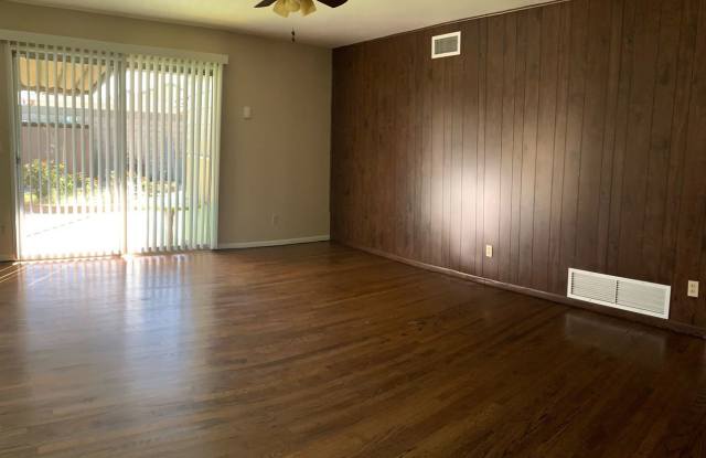 11052 MacMurray St. Gallery 4