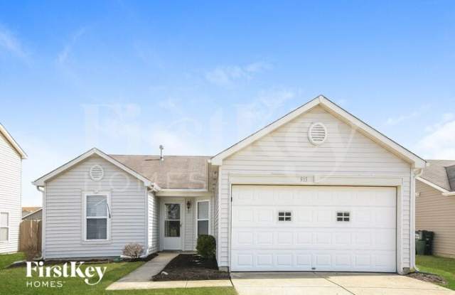 915 Streamside Drive photos photos
