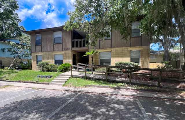 2293 - Mill Run photos photos