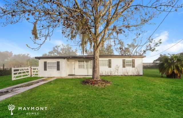147 Northwest 10th Drive - 147 Northwest 10th Drive, Mulberry, FL 33860