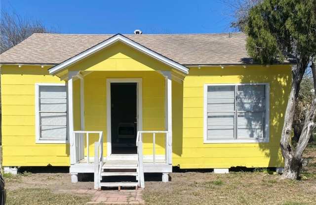 701 W Lakeside Drive photos photos