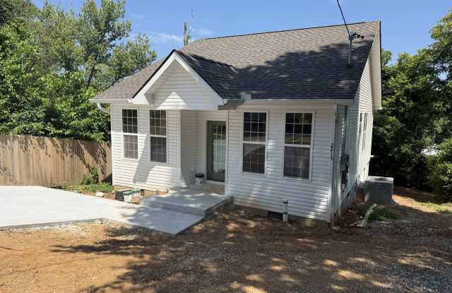 2213 Cityview Avenue Gallery 2