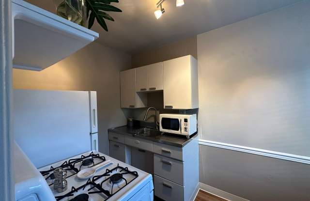 Alexander’s Place at 1625 H ~ Discover Timeless Charm in the Heart of it All! photos photos