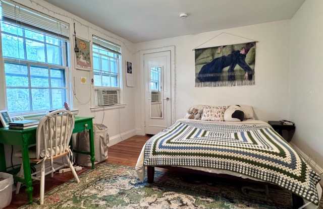 28 Lanark Rd #2B Boston MA 02135 Gallery 3