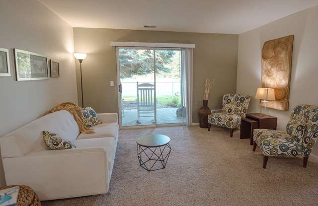 Woodland Ridge photos photos