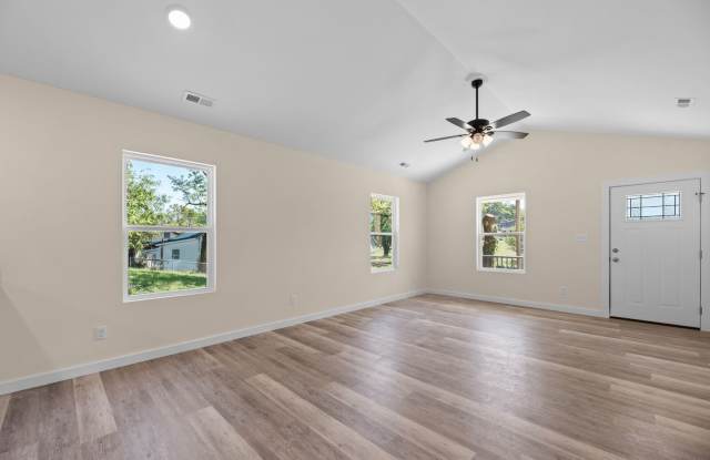 COMING SOON - 3BR/2BA New Construction Home in Knoxville - Available 11/1/2026 Gallery 3