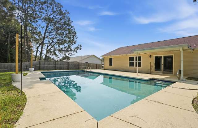 Your Own Backyard Oasis – 3 Bedroom Pool Home in South Crestview! photos photos
