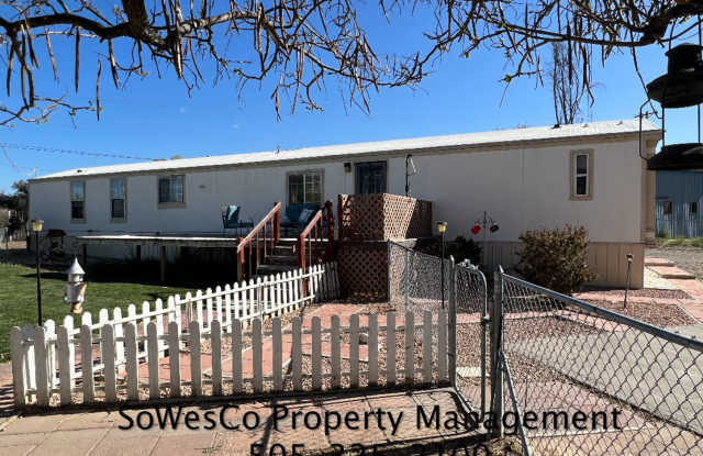 Beautiful Single Wide Near SunRay Casino photos photos